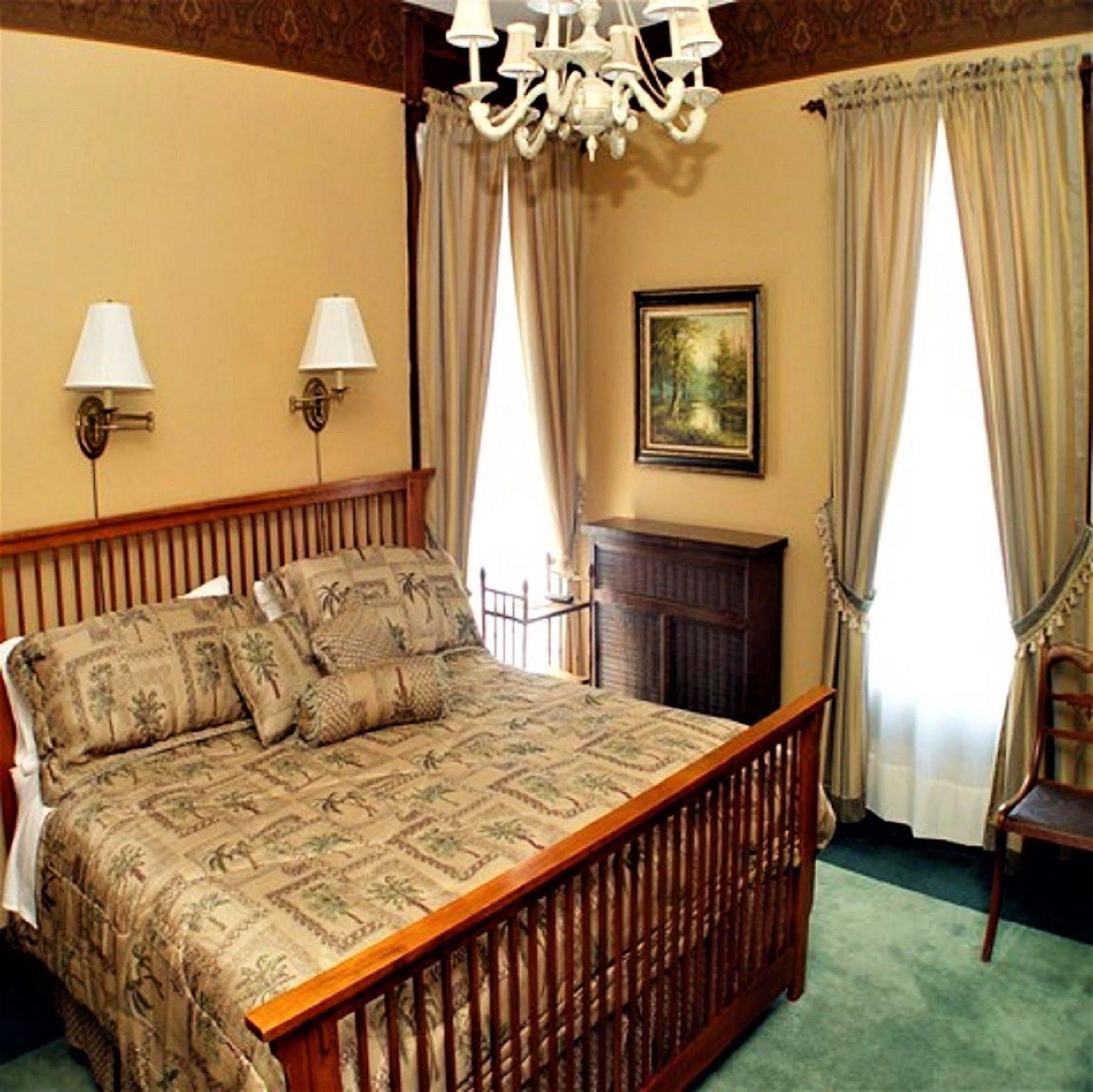 Herrold On Hill Bed And Breakfast Wabash Exterior foto